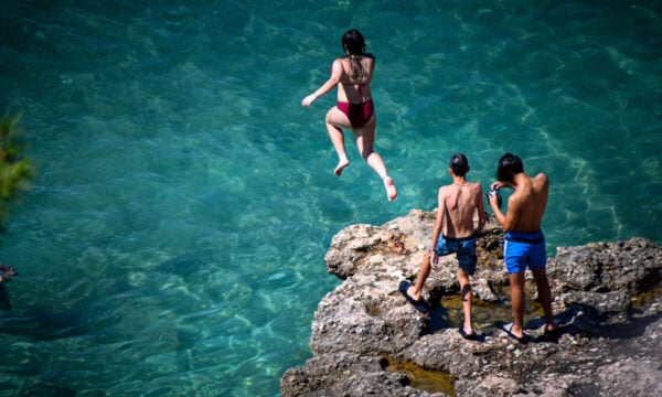 Καιρός: Σήμερα η πιο ζεστή ημέρα με 37 βαθμούς Κελσίου – Ήπιες θερμοκρασίες από τις 4 Ιουλίου
