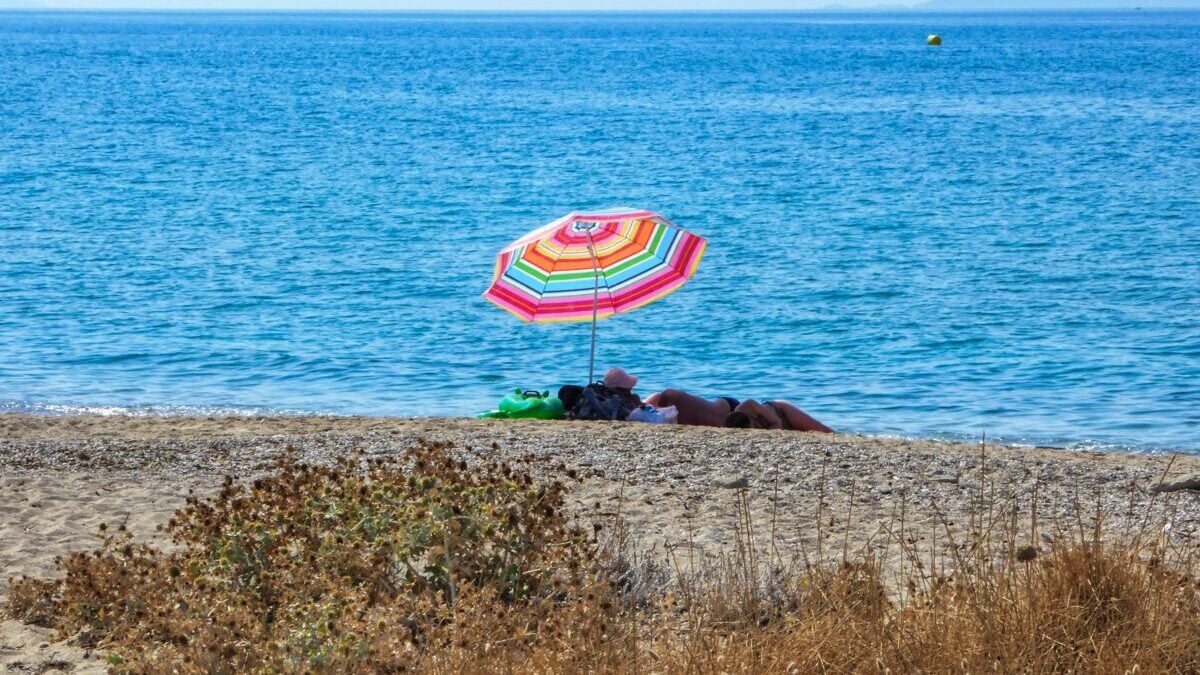 Καιρός: Υψηλές θερμοκρασίες έως 35 βαθμούς Κελσίου τις επόμενες δυο εβδομάδες – Τοπικές μπόρες τα μεσημέρια 1 Καιρός: Υψηλές θερμοκρασίες έως 35 βαθμούς Κελσίου τις επόμενες δυο εβδομάδες – Τοπικές μπόρες τα μεσημέρια