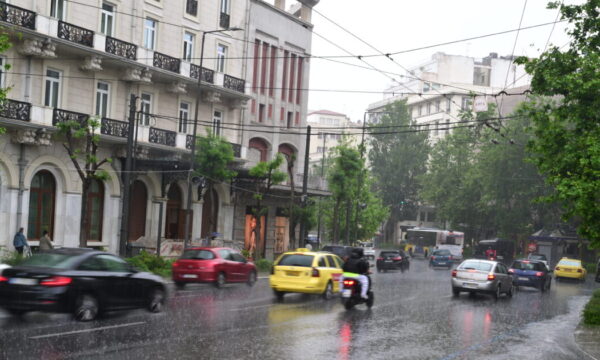 Ο Εθνικός Κέντρο Πρόγνωσης εξέδωσε πορτοκαλί συναγερμό για ισχυρές βροχές και καταιγίδες