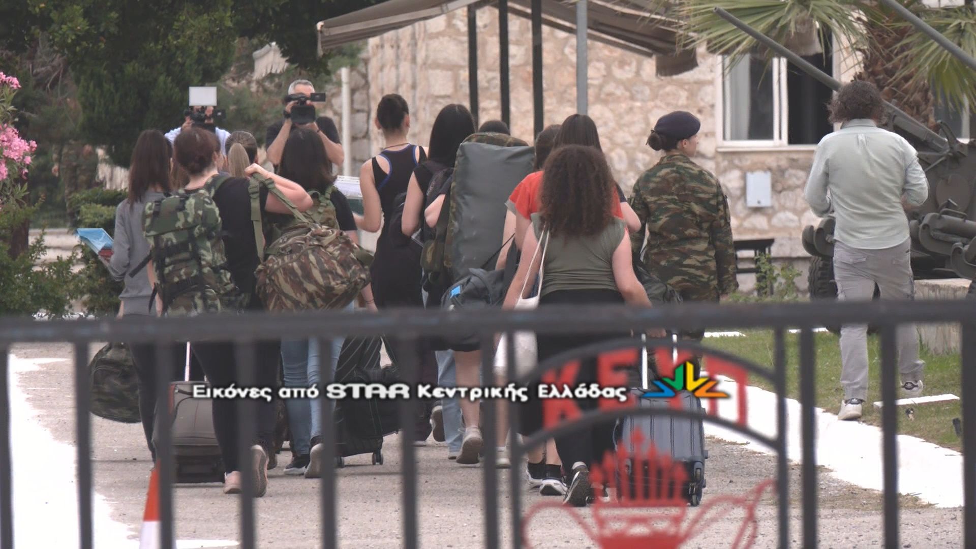 Λαμία: Μπήκαν στο ΚΕΥΠ οι πρώτες εθελόντριες του στρατού. Τι δήλωσαν στο Star.