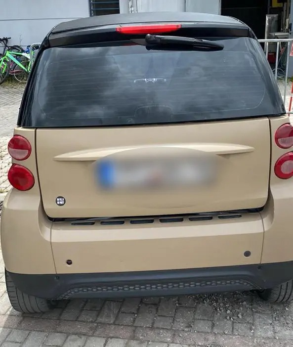 Λάρισα: Πάνω από 777.000 ευρώ η λεία της συμμορίας με τις «χρυσές λίρες» – Βίντεο και εικόνες από την επιχείρηση στον καταυλισμό