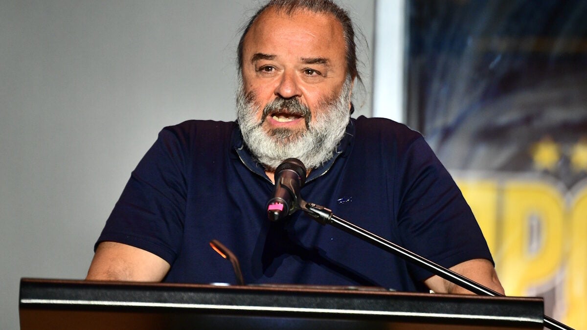 Μάριος Ηλιόπουλος τιμήθηκε στην Καλαμάτα με το μετάλλιο της πόλης: «Τραβήξαμε μια δυνατή πορεία εκτός παρασκηνίου» 1 Μάριος Ηλιόπουλος τιμήθηκε στην Καλαμάτα με το μετάλλιο της πόλης: «Τραβήξαμε μια δυνατή πορεία εκτός παρασκηνίου»