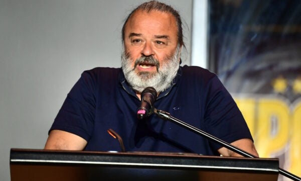 Μάριος Ηλιόπουλος τιμήθηκε στην Καλαμάτα με το μετάλλιο της πόλης: «Τραβήξαμε μια δυνατή πορεία εκτός παρασκηνίου»