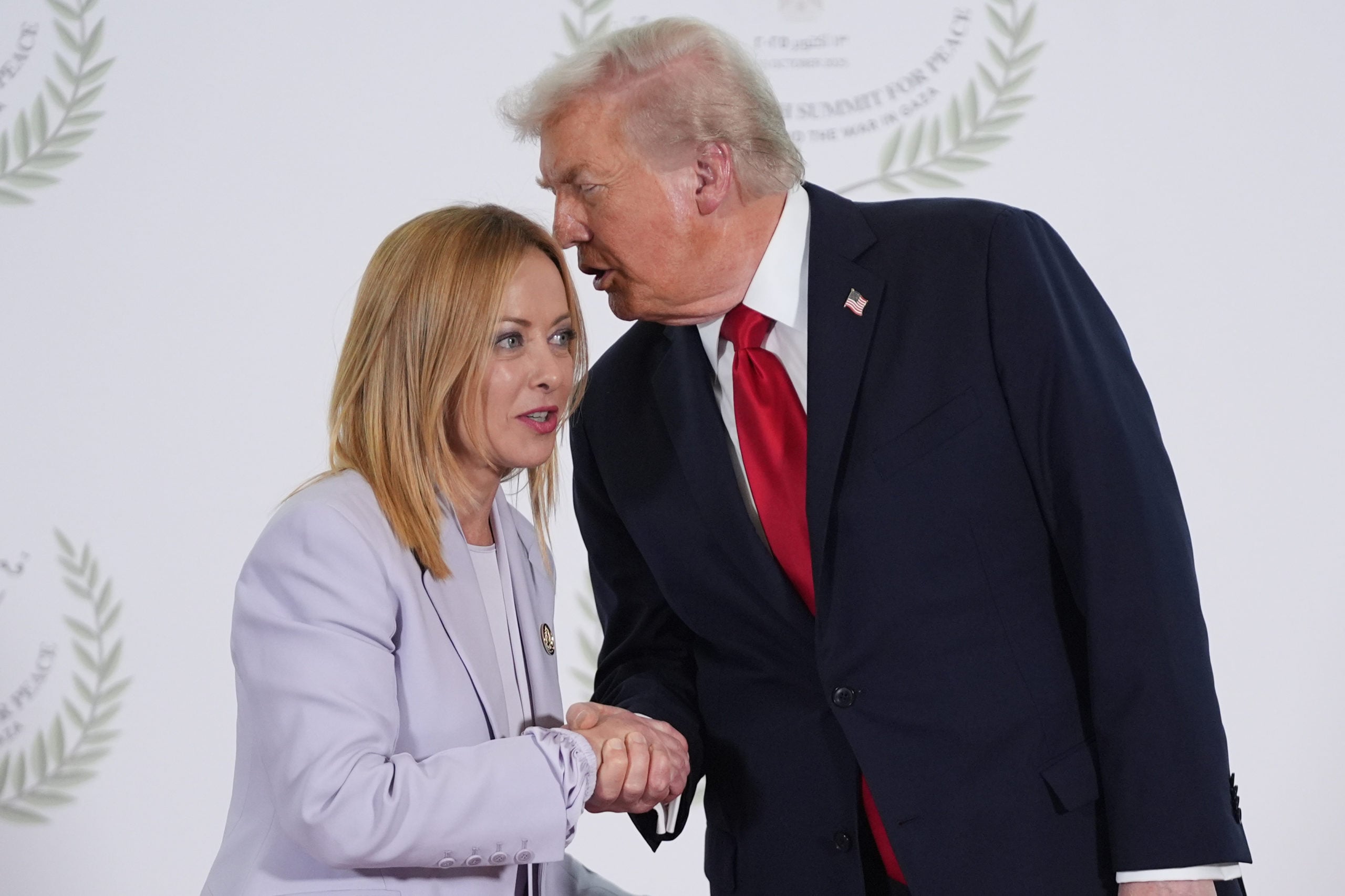 Μελόνι σε Τραμπ: «Καθαρή επινόηση, δεν ξέρω γιατί συμπεριφέρεται έτσι» – Ο Ιταλός ΥΠΕΞ ακύρωσε το ταξίδι του στις ΗΠΑ