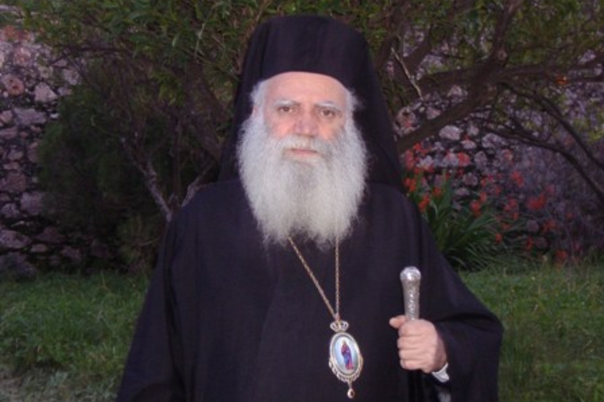 Ο Μητροπολίτης Κυθήρων δωρίζει σχεδόν όλη την αύξηση του μισθού του για στέγαση γιατρών και εκπαιδευτικών