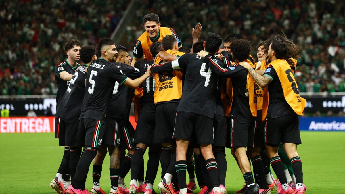 Μεξικό – Νότια Κορέα 1-0: Οι Μεξικανοί πήραν το ντέρμπι και προκρίθηκαν στους «32» του Μουντιάλ ως πρώτοι του ομίλου 1 Μεξικό – Νότια Κορέα 1-0: Οι Μεξικανοί πήραν το ντέρμπι και προκρίθηκαν στους «32» του Μουντιάλ ως πρώτοι του ομίλου