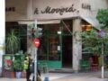 Ιδιοκτήτης του καφενείου «Η Μουριά» στα Εξάρχεια: η έκκληση να μείνει ανοιχτό