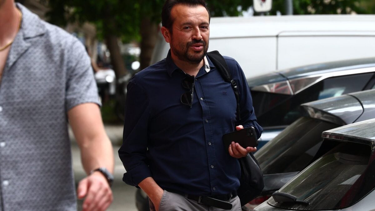 Νίκος Παππάς: Δεν θα σιωπήσω για να κρατήσω τη θέση του κοινοβουλευτικού εκπροσώπου εν μέσω δημοσκοπικής καθίζησης 1 Νίκος Παππάς: Δεν θα σιωπήσω για να κρατήσω τη θέση του κοινοβουλευτικού εκπροσώπου εν μέσω δημοσκοπικής καθίζησης