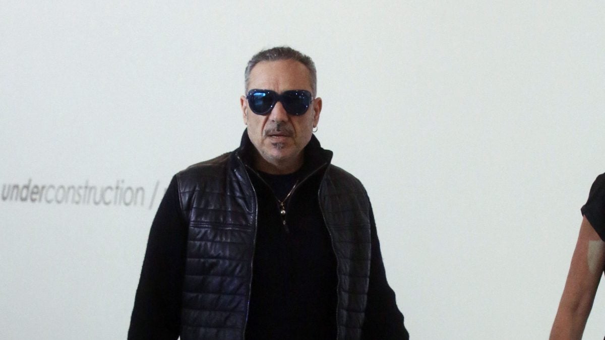 Νότης Σφακιανάκης: Χαμός στο Tik Tok με τον σωσία του – βίντεο 7 Ο Νότης Σφακιανάκης στο αεροδρόμιο