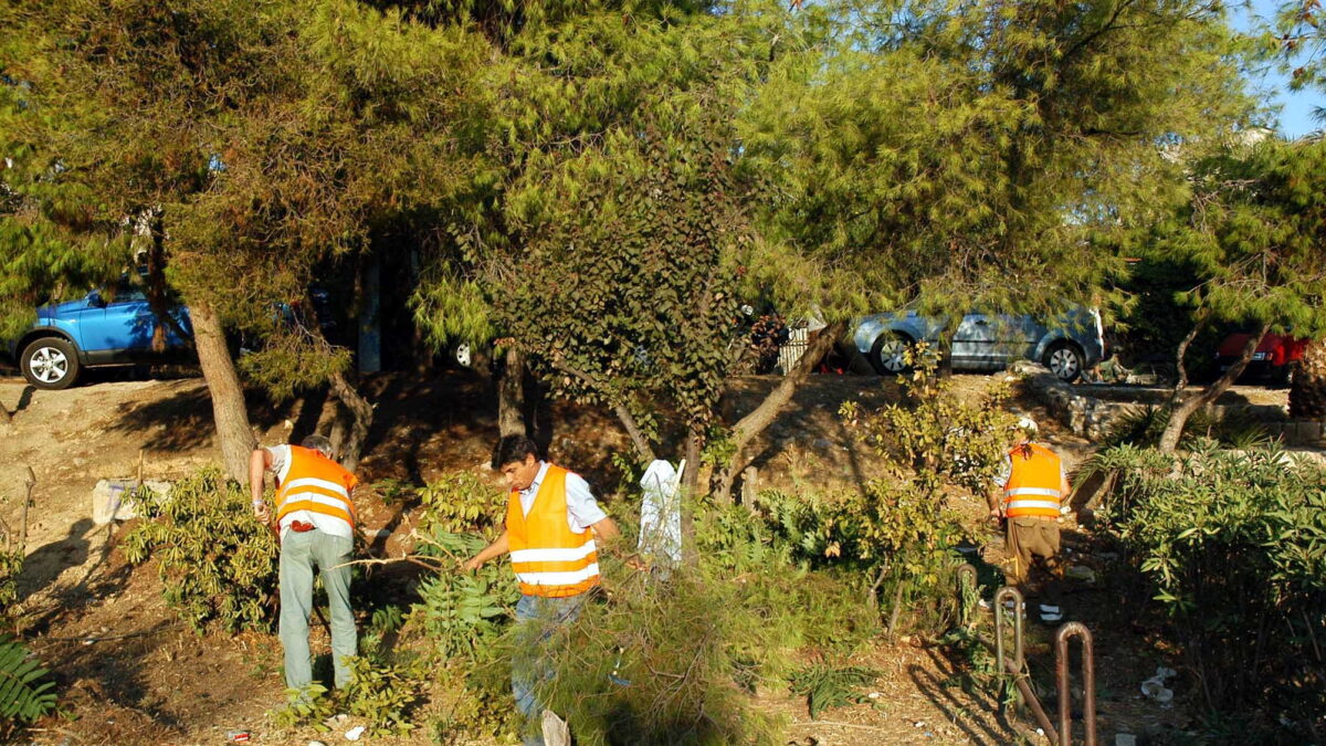 Η προθεσμία για τα ακαθάριστα οικόπεδα παρατείνεται ως τις 22 Ιουνίου 1 Η προθεσμία για τα ακαθάριστα οικόπεδα παρατείνεται ως τις 22 Ιουνίου