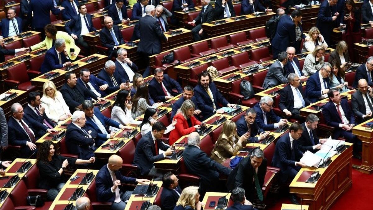 Γυναικοκτονίες στη Βουλή: Βαθύτερη κοινωνική συζήτηση ζητούν τα μέλη του Κοινοβουλίου 1 Γυναικοκτονίες στη Βουλή: Βαθύτερη κοινωνική συζήτηση ζητούν τα μέλη του Κοινοβουλίου