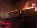 Φωτιά κατέστρεψε κατάστημα ειδών κινητής τηλεφωνίας στην Ομόνοια, βίντεο