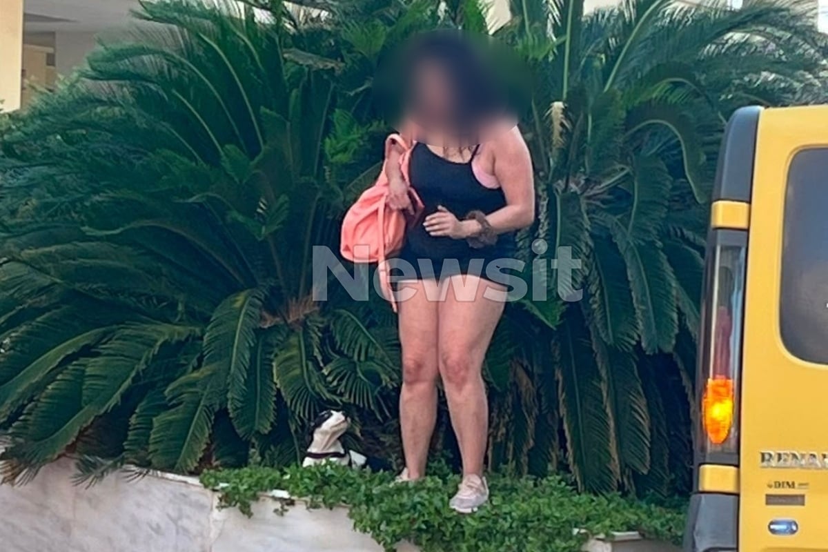 Παλαιό Φάληρο: Μάρτυρας περιγράφει την καταδίωξη της μεθυσμένης 33χρονης και το «παραλίγο να πατήσει έναν ηλικιωμένο» 7 Η 33χρονη που προκάλεσε το τρακάρισμα στο Παλαιό Φάληρο