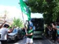 Παναθηναϊκός: Αποθέωση από 5.000 οπαδούς στο ξενοδοχείο των «πρασίνων» πριν το game 5 με Ολυμπιακό
