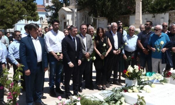 Τάφος Ανδρέα Παπανδρέου στο Α’ Νεκροταφείο: Πώς είναι σήμερα, 30 χρόνια μετά τον θάνατό του