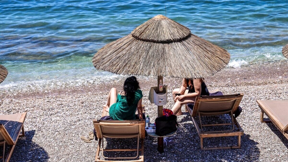 Δημοσκόπηση Alco: Το 47% των πολιτών δεν θα πάει φέτος διακοπές 7 Δημοσκόπηση Alco: Το 47% των πολιτών δεν θα πάει φέτος διακοπές