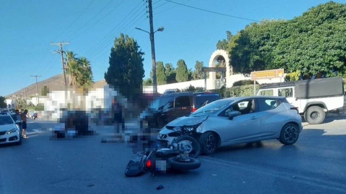 Σοβαρό τροχαίο στην Πάρο: Μηχανή συγκρούστηκε με αυτοκίνητο – Ένας νεκρός και ένας νεκρός τραυματίας 2 Σοβαρό τροχαίο στην Πάρο: Μηχανή συγκρούστηκε με αυτοκίνητο – Ένας νεκρός και ένας νεκρός τραυματίας