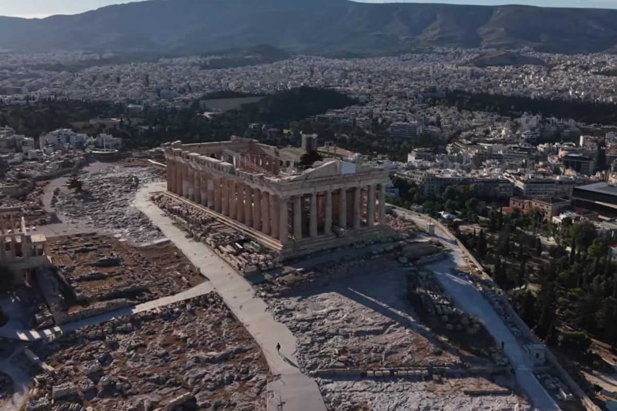 Παρθενώνας από ψηλά: Πλάνα από drone δείχνουν το νέο δυτικό αέτωμα