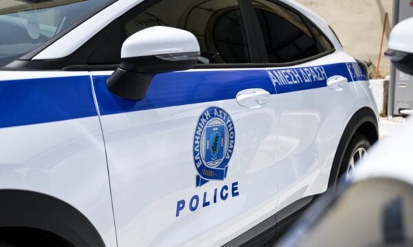 Θεσσαλονίκη: Συνελήφθησαν τρεις έφηβοι για κλοπή παγωτών από περίπτερο