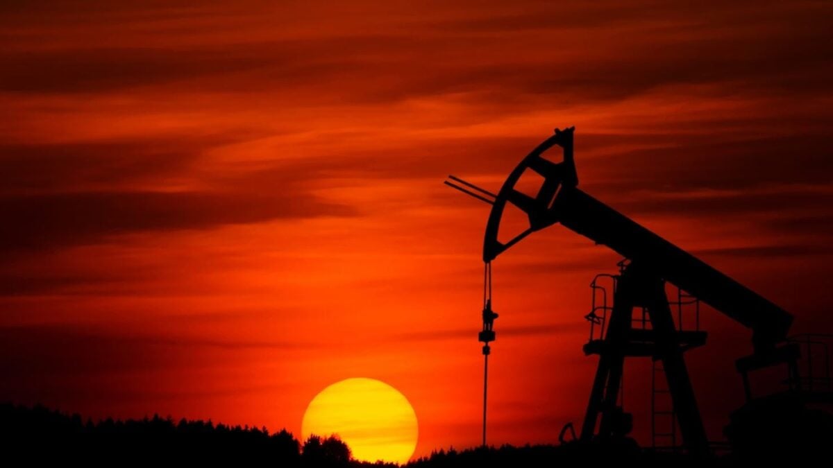 Άνοδος στις τιμές του πετρελαίου εν μέσω αβεβαιότητας για το Ιράν και τα Στενά του Ορμούζ 1 Άνοδος στις τιμές του πετρελαίου εν μέσω αβεβαιότητας για το Ιράν και τα Στενά του Ορμούζ
