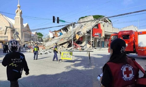 Φιλιππίνες: Οι νεκροί από τον σεισμό έφτασαν τους 61 – Περισσότεροι από 1.400 οι τραυματίες