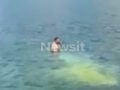 Μέτσοβο: Βίντεο-ντοκουμέντο μετά την πτώση του πυροσβεστικού ελικοπτέρου – Χειριστής κολυμπά γύρω από το βυθισμένο Bell