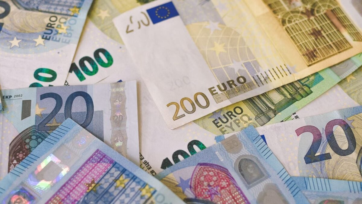 Τράπεζα της Ελλάδος: Πληθωρισμός στο 3,8% το 2026 – Τι λένε οι οικονομολόγοι 1 Τράπεζα της Ελλάδος: Πληθωρισμός στο 3,8% το 2026 – Τι λένε οι οικονομολόγοι