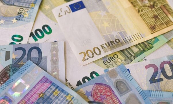 Τράπεζα της Ελλάδος: Πληθωρισμός στο 3,8% το 2026 – Τι λένε οι οικονομολόγοι