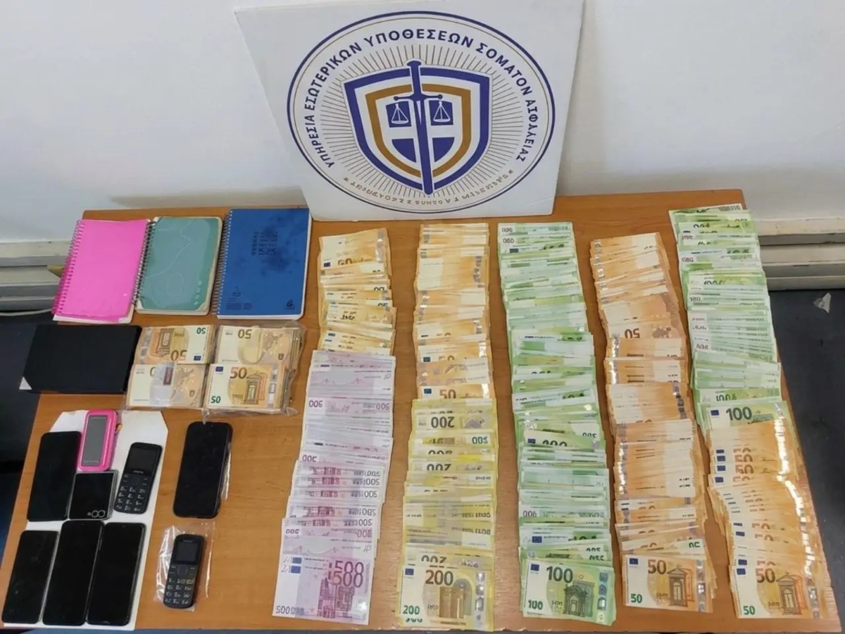 Επιχείρηση της ΕΛΑΣ σε Πολεοδομίες Αττικής: Συλλήψεις για «εξυπηρετήσεις» και «φακελάκια» – Σοβαρές ποινικές διώξεις σε 6 υπαλλήλους 2 Κύκλωμα πολεοδομία