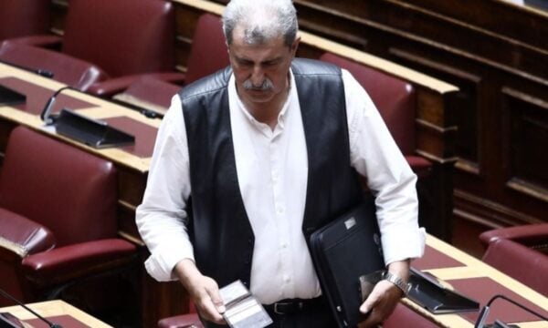 Πολάκης: «Παραλογισμός» η απόφαση της Κεντρικής Επιτροπής για στήριξη της πρωτοβουλίας Τσίπρα – «Επίδειξη αναξιοπρέπειας να είσαι σε ένα κόμμα και να στηρίζεις άλλο»