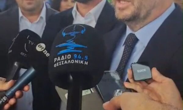 Επίσκεψη του Νίκου Ανδρουλάκη στο Μητροπολιτικό Πάρκου Παύλου Μελά