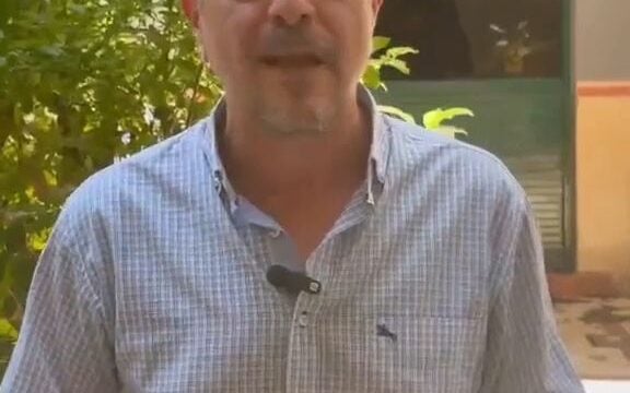 Φωτιά σε ξενοδοχείο στην πλατεία Κάνιγγος: Από ηλεκτρικό πατίνι που φόρτιζε πιθανώς να ξεκίνησε η πυρκαγιά
