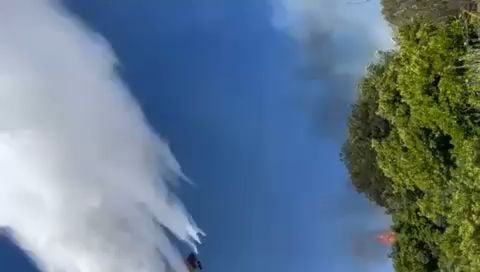 Φωτιά στην Κάρυστο: Βίντεο από την επιχείρηση κατάσβεσης της Πυροσβεστικής