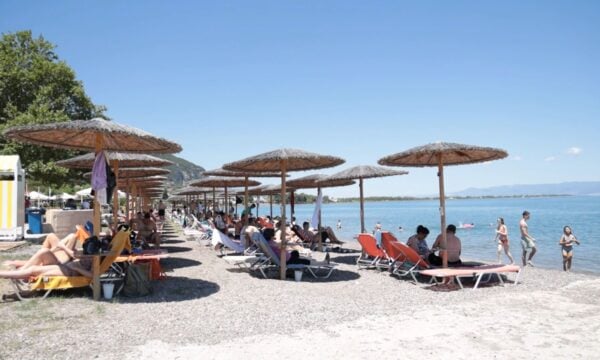 γευση απο καλοκαιρι στη φθιωτιδα: στους 32°c “σκαρφαλωσε” ο υδραργυρος