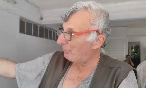 Κάτοικος Πετραλώνων για κατάρρευση κτηρίου: Είχαν αντιληφθεί τους κραδασμούς και έριχναν μπετό για να το σταθεροποιήσουν