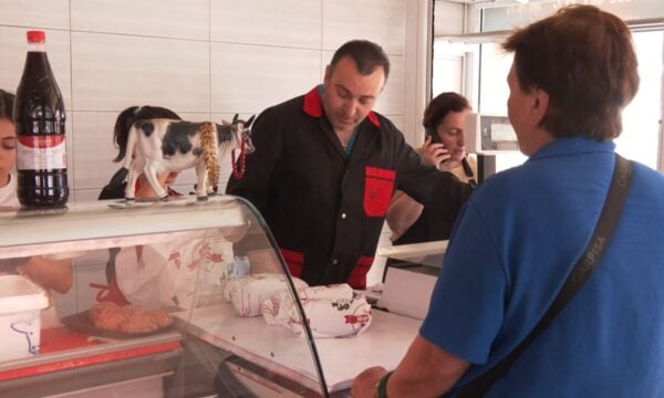 Στα 15 ευρώ το μοσχάρι στο Καρπενήσι – “Ανάσα” η επαναλειτουργία των σφαγείων Καρπενησίου