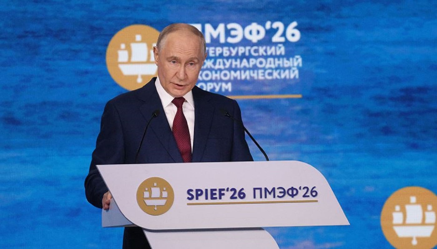 Πούτιν στο SPIEF: «Οι ευρωπαϊκές ελίτ σπέρνουν αναταραχή» – Η τοποθέτησή του για BRICS, κυρώσεις και παγκόσμια τάξη