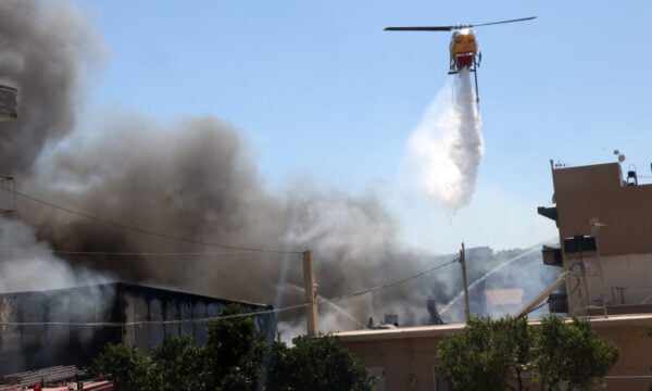 Πολύ υψηλός κίνδυνος πυρκαγιάς αύριο: Ενισχύονται τα μελτέμια