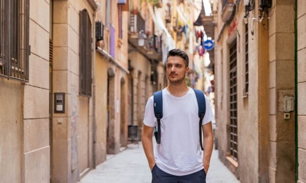 Αυτές οι πόλεις προσελκύουν περισσότερο τους solo ταξιδιώτες