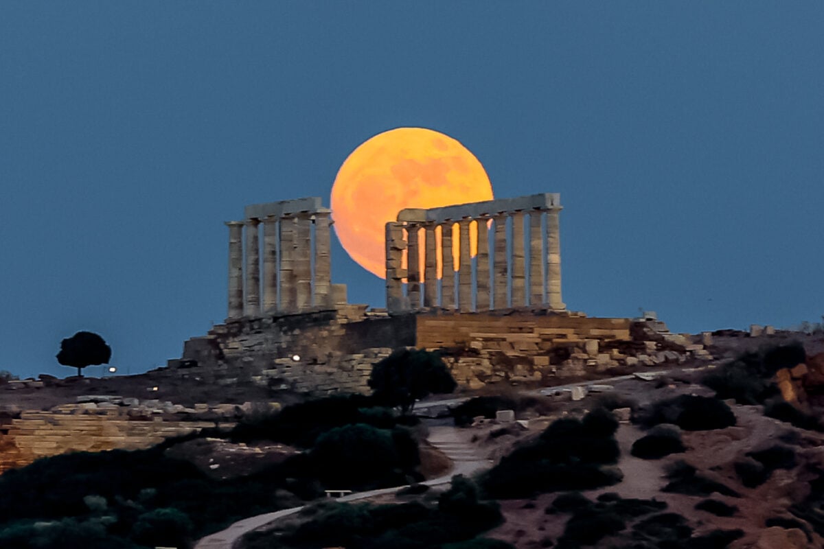 Attica Roots Festival 2026: Εννέα μεγάλες συναυλίες από το Σούνιο έως την Ελευσίνα με ελεύθερη είσοδο