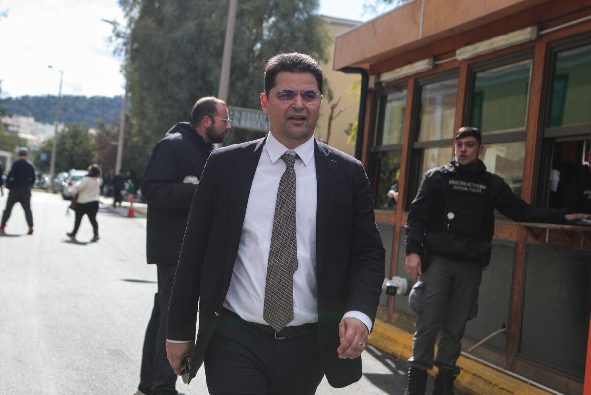Υποκλοπές: Ο Θανάσης Κουκάκης απαιτεί επανεξέταση της υπόθεσης από το αρχείο