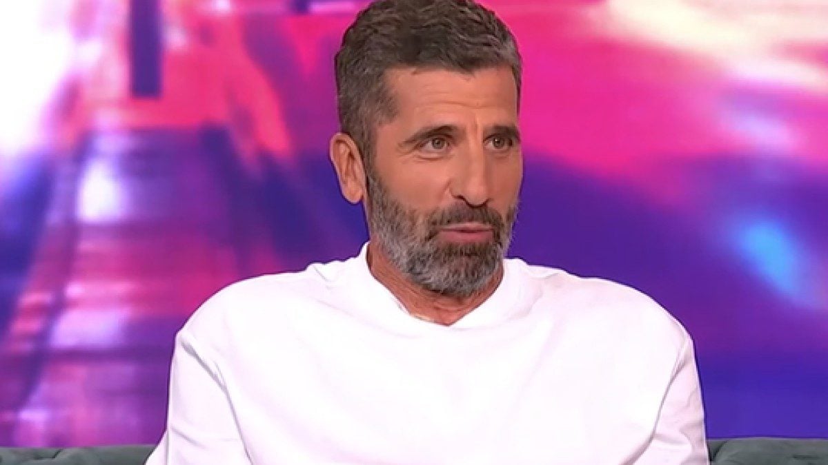Θανάσης Βισκαδουράκης: Η υιοθεσία παιδιού και η πολιτική – «Θα ήμουν νεκρός ή στη φυλακή»