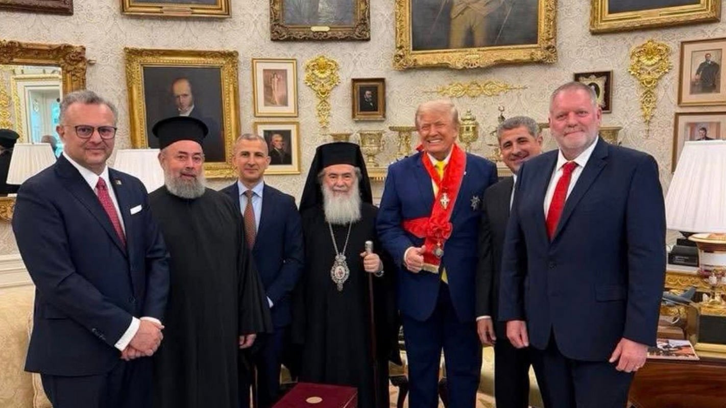 Συνάντηση Ντόναλντ Τραμπ με τον πατριάρχη Ιεροσολύμων στον Προεδρικό Οίκο