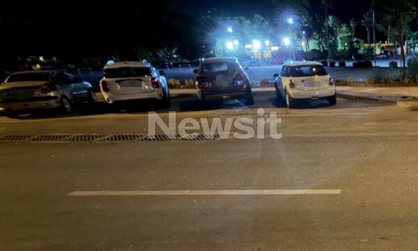 Βάρκιζα: Καταδίωξη και τροχαίο μετά από κλοπή χρημάτων – Οι δράστες διέφυγαν με τα πόδια