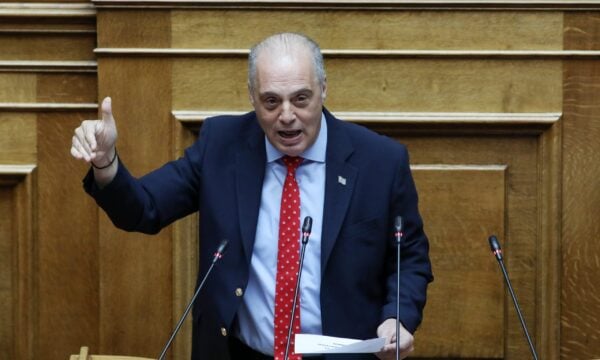 Βελόπουλος: Ο Έλληνας δεν είναι επαίτης – Θέλει καλή δουλειά, καλή σύνταξη και αξιοπρεπή ζωή