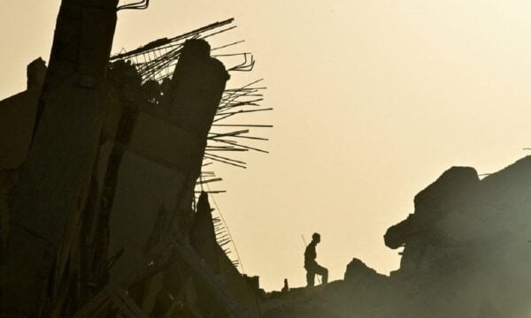 Βενεζουέλα: Στους 920 οι νεκροί από τους δύο σεισμούς – Περισσότεροι από 50.000 αγνοούμενοι