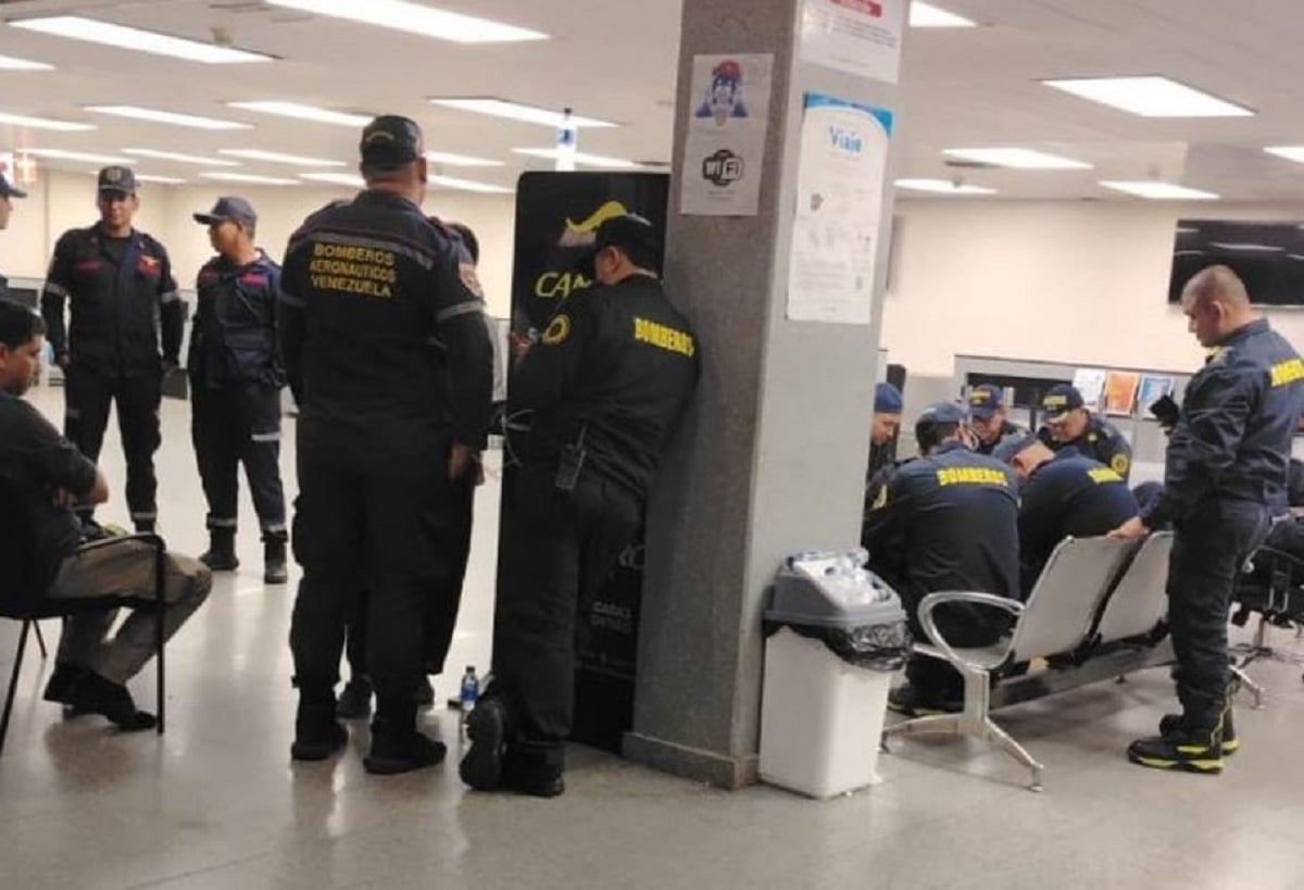 Βενεζουέλα: Ο δήμαρχος του Μεντεγίν καταγγέλλει ότι δεν επιτράπηκε η είσοδος πυροσβεστών στις επιχειρήσεις διάσωσης