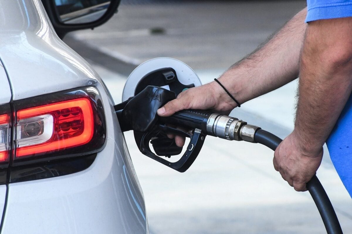 Βενζίνη: «Σημειωτόν» παρά την επιστροφή του Brent στα προ πολέμου επίπεδα