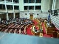 Βουλή: Κατατέθηκε το νέο πολυνομοσχέδιο του ΥΠΕΘΟ για υβριδικά οχήματα, ελβετικό φράγκο και προσωπική διαφορά