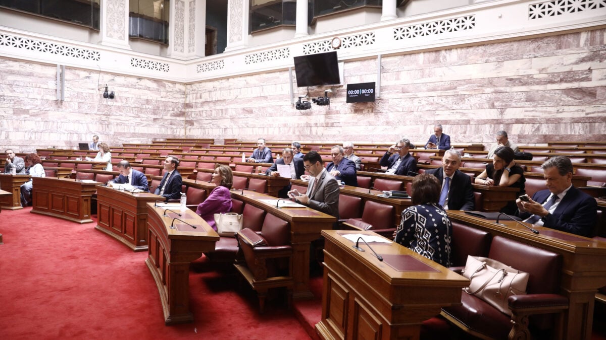 Επιτροπή Αναθεώρησης Συντάγματος: «Η Ελλάδα να γίνει η πρώτη χώρα που θα προχωρήσει στον Ψηφιακό Συνταγματισμό», λέει ο Στυλιανίδης – Η πρόταση του ΠΑΣΟΚ, η θέση του ΣΥΡΙΖΑ 1 Επιτροπή Αναθεώρησης Συντάγματος: «Η Ελλάδα να γίνει η πρώτη χώρα που θα προχωρήσει στον Ψηφιακό Συνταγματισμό», λέει ο Στυλιανίδης – Η πρόταση του ΠΑΣΟΚ, η θέση του ΣΥΡΙΖΑ